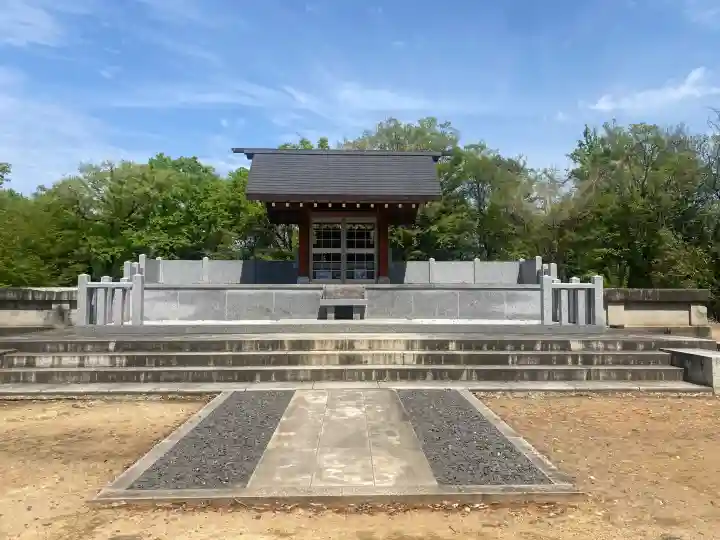 高山神社の{uncategorized: "未分類", other: "その他", undefined: "問題あり", building: "その他建物", grave: "お墓", sacred_gate: "鳥居", guardian: "狛犬", statue: "像", buddha: "仏像", history: "歴史", nature: "自然", garden: "庭園", animal: "動物", pagoda: "塔", temizu: "手水舎", mountain_gate: "山門・神門", sanctuary: "本殿・本堂", subordinate: "末社・摂社", art: "芸術", scenery: "景色", jizo: "地蔵", ema: "絵馬", goshuin: "御朱印", omikuji: "おみくじ", items: "授与品その他", amulet: "お守り", goshuincho: "御朱印帳", eats: "食事", festival: "お祭り", votive_dance: "神楽", shichigosan: "七五三参", wedding: "結婚式", experience: "体験その他", initially: "初詣", around: "周辺", anti_infection: "感染症対策"}