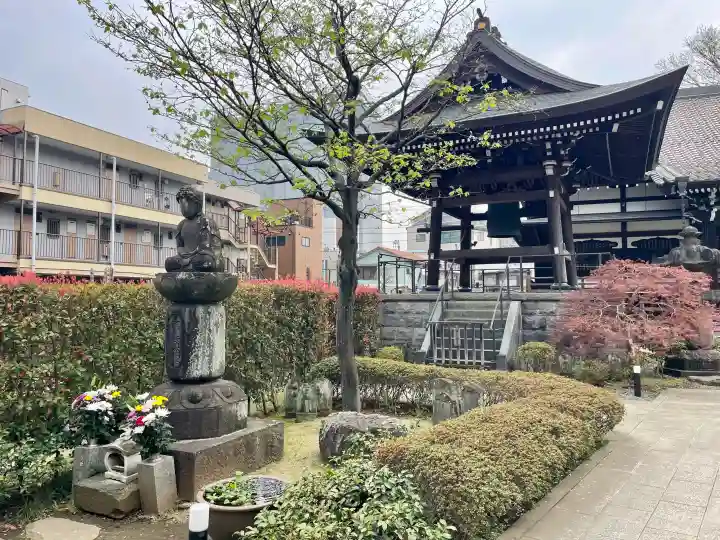 西雲寺の{uncategorized: "未分類", other: "その他", undefined: "問題あり", building: "その他建物", grave: "お墓", sacred_gate: "鳥居", guardian: "狛犬", statue: "像", buddha: "仏像", history: "歴史", nature: "自然", garden: "庭園", animal: "動物", pagoda: "塔", temizu: "手水舎", mountain_gate: "山門・神門", sanctuary: "本殿・本堂", subordinate: "末社・摂社", art: "芸術", scenery: "景色", jizo: "地蔵", ema: "絵馬", goshuin: "御朱印", omikuji: "おみくじ", items: "授与品その他", amulet: "お守り", goshuincho: "御朱印帳", eats: "食事", festival: "お祭り", votive_dance: "神楽", shichigosan: "七五三参", wedding: "結婚式", experience: "体験その他", initially: "初詣", around: "周辺", anti_infection: "感染症対策"}