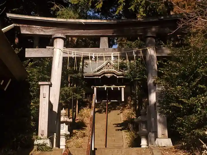 西八朔杉山神社の鳥居