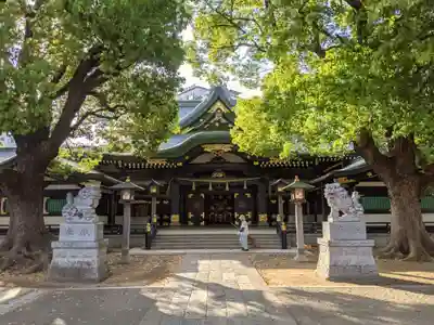 穴八幡宮の本殿・本堂