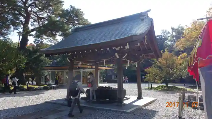尾山神社の手水舎