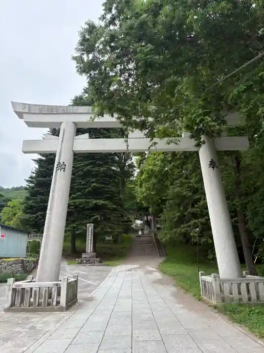 諏訪大社上社前宮(長野県)