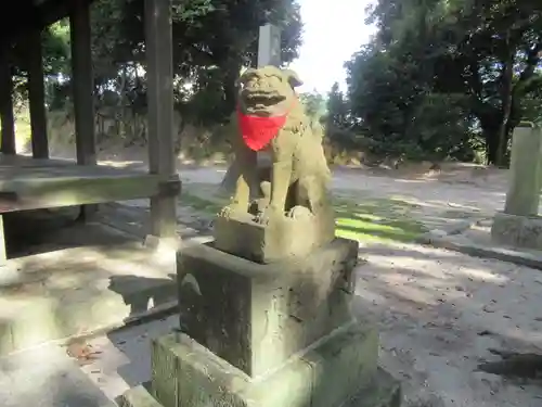 下月隈八幡宮の狛犬