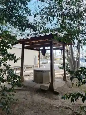 堀兼神社（浅間宮）の{uncategorized: "未分類", other: "その他", undefined: "問題あり", building: "その他建物", grave: "お墓", sacred_gate: "鳥居", guardian: "狛犬", statue: "像", buddha: "仏像", history: "歴史", nature: "自然", garden: "庭園", animal: "動物", pagoda: "塔", temizu: "手水舎", mountain_gate: "山門・神門", sanctuary: "本殿・本堂", subordinate: "末社・摂社", art: "芸術", scenery: "景色", jizo: "地蔵", ema: "絵馬", goshuin: "御朱印", omikuji: "おみくじ", items: "授与品その他", amulet: "お守り", goshuincho: "御朱印帳", eats: "食事", festival: "お祭り", votive_dance: "神楽", shichigosan: "七五三参", wedding: "結婚式", experience: "体験その他", initially: "初詣", around: "周辺", anti_infection: "感染症対策"}