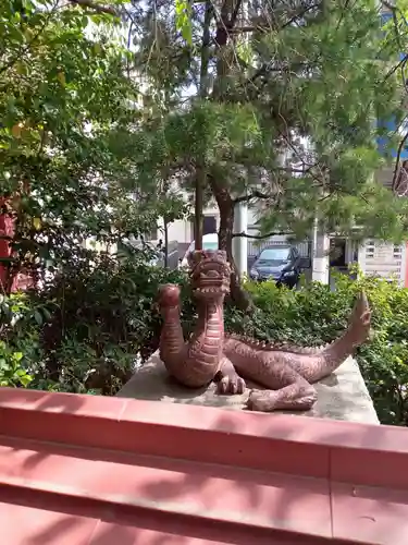 田無神社の像