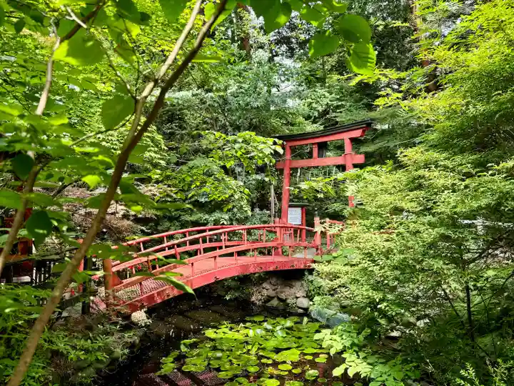 白石神社の庭園