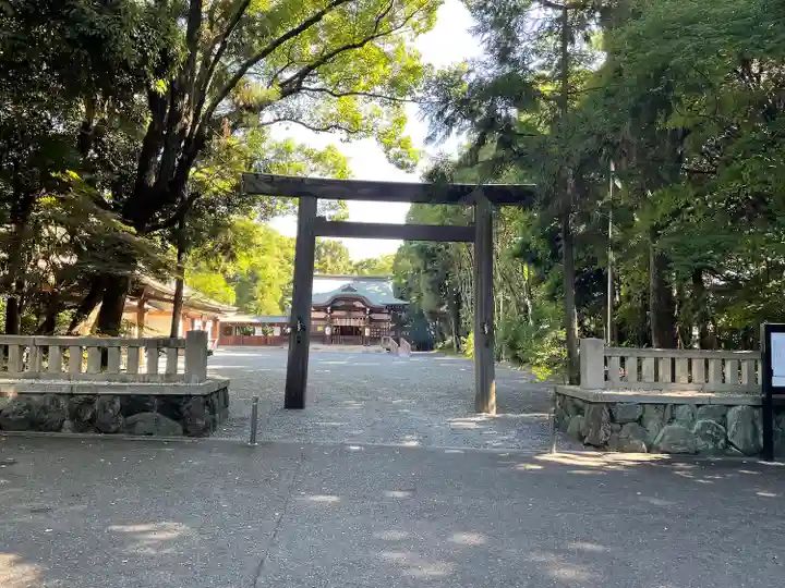 氷上姉子神社(熱田神宮摂社)の鳥居
