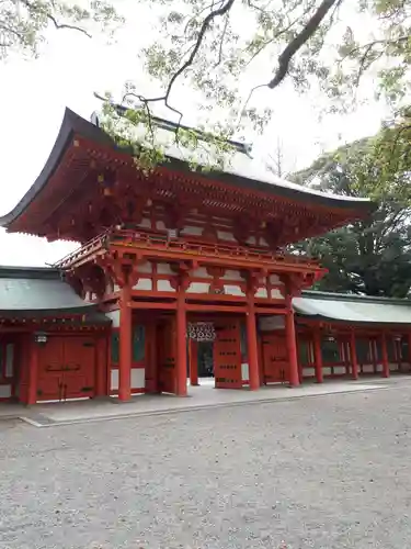 武蔵一宮氷川神社の山門