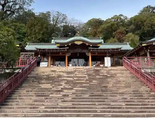 鎮西大社諏訪神社の{uncategorized: "未分類", other: "その他", undefined: "問題あり", building: "その他建物", grave: "お墓", sacred_gate: "鳥居", guardian: "狛犬", statue: "像", buddha: "仏像", history: "歴史", nature: "自然", garden: "庭園", animal: "動物", pagoda: "塔", temizu: "手水舎", mountain_gate: "山門・神門", sanctuary: "本殿・本堂", subordinate: "末社・摂社", art: "芸術", scenery: "景色", jizo: "地蔵", ema: "絵馬", goshuin: "御朱印", omikuji: "おみくじ", items: "授与品その他", amulet: "お守り", goshuincho: "御朱印帳", eats: "食事", festival: "お祭り", votive_dance: "神楽", shichigosan: "七五三参", wedding: "結婚式", experience: "体験その他", initially: "初詣", around: "周辺", anti_infection: "感染症対策"}