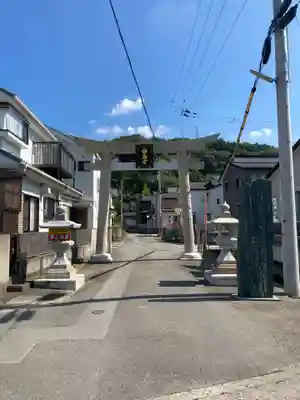 白鳥神社の鳥居