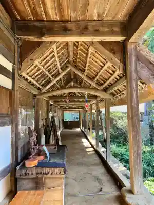 大雄寺の{uncategorized: "未分類", other: "その他", undefined: "問題あり", building: "その他建物", grave: "お墓", sacred_gate: "鳥居", guardian: "狛犬", statue: "像", buddha: "仏像", history: "歴史", nature: "自然", garden: "庭園", animal: "動物", pagoda: "塔", temizu: "手水舎", mountain_gate: "山門・神門", sanctuary: "本殿・本堂", subordinate: "末社・摂社", art: "芸術", scenery: "景色", jizo: "地蔵", ema: "絵馬", goshuin: "御朱印", omikuji: "おみくじ", items: "授与品その他", amulet: "お守り", goshuincho: "御朱印帳", eats: "食事", festival: "お祭り", votive_dance: "神楽", shichigosan: "七五三参", wedding: "結婚式", experience: "体験その他", initially: "初詣", around: "周辺", anti_infection: "感染症対策"}