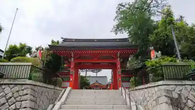 東伏見稲荷神社の山門・神門