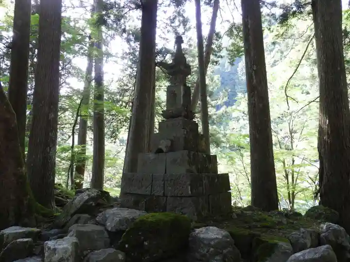 横蔵寺(岐阜県)
