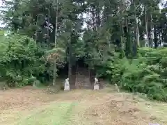 山神社の建物その他