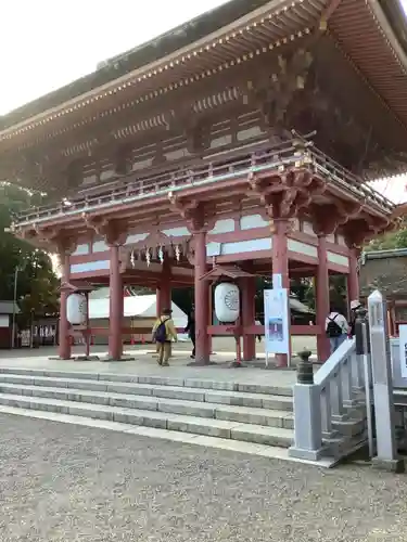 津島神社の山門・神門