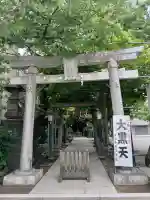 千住本氷川神社の鳥居