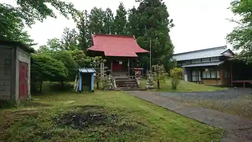 八幡神社の本殿・本堂