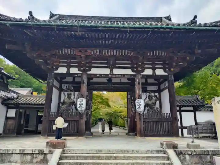 石山寺(滋賀県)
