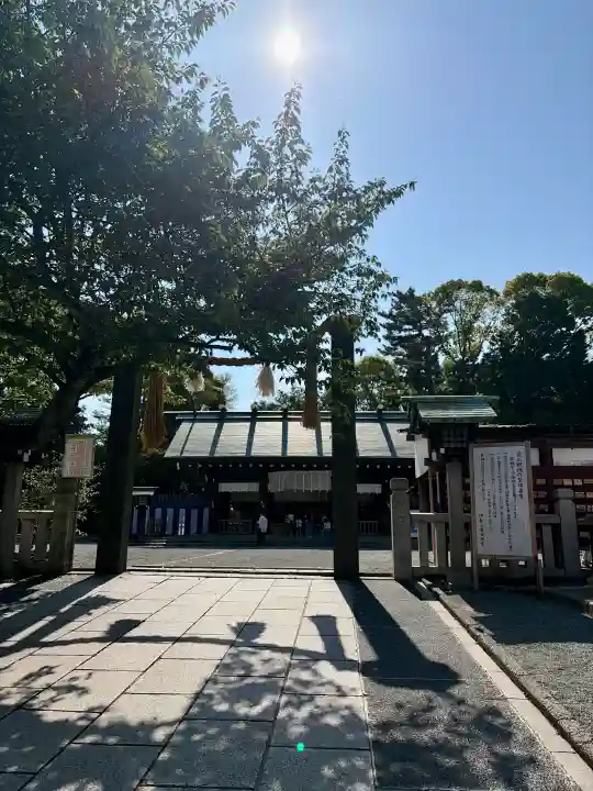 伊勢山皇大神宮の{uncategorized: "未分類", other: "その他", undefined: "問題あり", building: "その他建物", grave: "お墓", sacred_gate: "鳥居", guardian: "狛犬", statue: "像", buddha: "仏像", history: "歴史", nature: "自然", garden: "庭園", animal: "動物", pagoda: "塔", temizu: "手水舎", mountain_gate: "山門・神門", sanctuary: "本殿・本堂", subordinate: "末社・摂社", art: "芸術", scenery: "景色", jizo: "地蔵", ema: "絵馬", goshuin: "御朱印", omikuji: "おみくじ", items: "授与品その他", amulet: "お守り", goshuincho: "御朱印帳", eats: "食事", festival: "お祭り", votive_dance: "神楽", shichigosan: "七五三参", wedding: "結婚式", experience: "体験その他", initially: "初詣", around: "周辺", anti_infection: "感染症対策"}