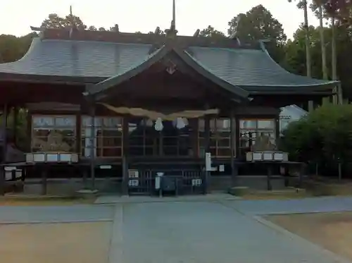 安仁神社の本殿