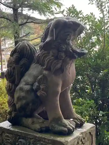 鳥海山大物忌神社吹浦口ノ宮の狛犬