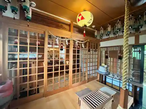 二宮椋白龍社の{uncategorized: "未分類", other: "その他", undefined: "問題あり", building: "その他建物", grave: "お墓", sacred_gate: "鳥居", guardian: "狛犬", statue: "像", buddha: "仏像", history: "歴史", nature: "自然", garden: "庭園", animal: "動物", pagoda: "塔", temizu: "手水舎", mountain_gate: "山門・神門", sanctuary: "本殿・本堂", subordinate: "末社・摂社", art: "芸術", scenery: "景色", jizo: "地蔵", ema: "絵馬", goshuin: "御朱印", omikuji: "おみくじ", items: "授与品その他", amulet: "お守り", goshuincho: "御朱印帳", eats: "食事", festival: "お祭り", votive_dance: "神楽", shichigosan: "七五三参", wedding: "結婚式", experience: "体験その他", initially: "初詣", around: "周辺", anti_infection: "感染症対策"}