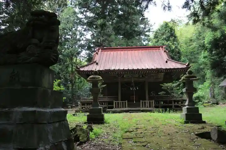 八幡神社の本殿・本堂
