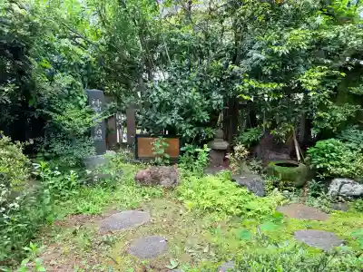 芝大神宮の{uncategorized: "未分類", other: "その他", undefined: "問題あり", building: "その他建物", grave: "お墓", sacred_gate: "鳥居", guardian: "狛犬", statue: "像", buddha: "仏像", history: "歴史", nature: "自然", garden: "庭園", animal: "動物", pagoda: "塔", temizu: "手水舎", mountain_gate: "山門・神門", sanctuary: "本殿・本堂", subordinate: "末社・摂社", art: "芸術", scenery: "景色", jizo: "地蔵", ema: "絵馬", goshuin: "御朱印", omikuji: "おみくじ", items: "授与品その他", amulet: "お守り", goshuincho: "御朱印帳", eats: "食事", festival: "お祭り", votive_dance: "神楽", shichigosan: "七五三参", wedding: "結婚式", experience: "体験その他", initially: "初詣", around: "周辺", anti_infection: "感染症対策"}
