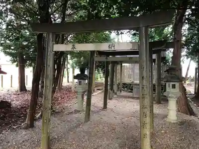仲神社の鳥居