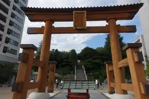 宇都宮二荒山神社の鳥居