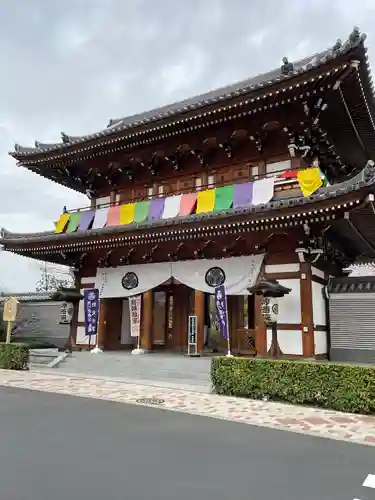 伝通院の山門・神門