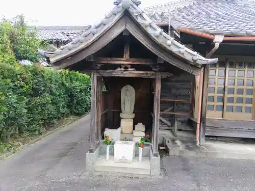 薬師寺（薬師堂）の末社・摂社