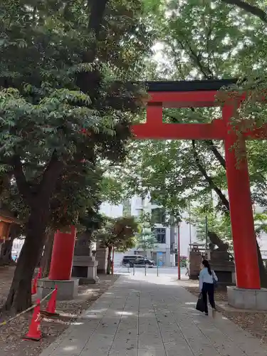 花園神社の鳥居