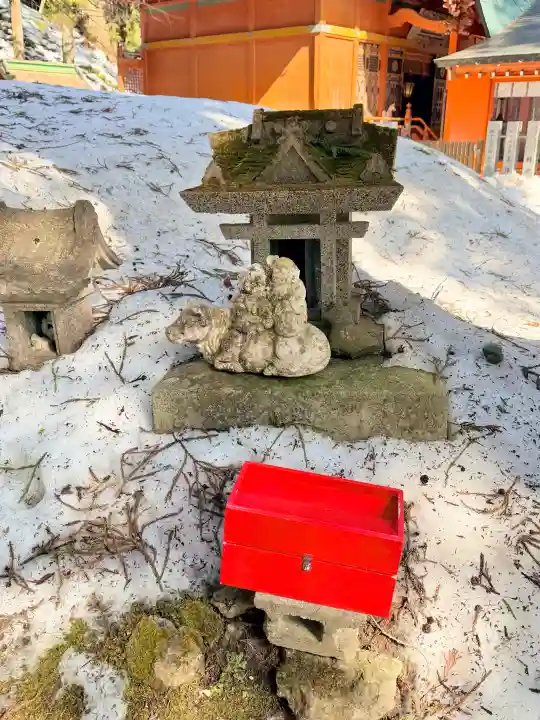 志和稲荷神社の{uncategorized: "未分類", other: "その他", undefined: "問題あり", building: "その他建物", grave: "お墓", sacred_gate: "鳥居", guardian: "狛犬", statue: "像", buddha: "仏像", history: "歴史", nature: "自然", garden: "庭園", animal: "動物", pagoda: "塔", temizu: "手水舎", mountain_gate: "山門・神門", sanctuary: "本殿・本堂", subordinate: "末社・摂社", art: "芸術", scenery: "景色", jizo: "地蔵", ema: "絵馬", goshuin: "御朱印", omikuji: "おみくじ", items: "授与品その他", amulet: "お守り", goshuincho: "御朱印帳", eats: "食事", festival: "お祭り", votive_dance: "神楽", shichigosan: "七五三参", wedding: "結婚式", experience: "体験その他", initially: "初詣", around: "周辺", anti_infection: "感染症対策"}