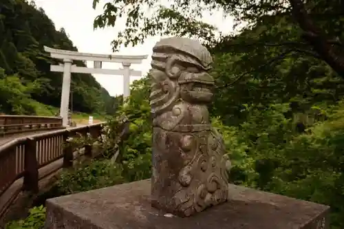 高賀神社の狛犬