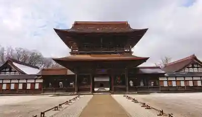 瑞龍寺の山門・神門