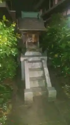 稲荷大明神の本殿・本堂