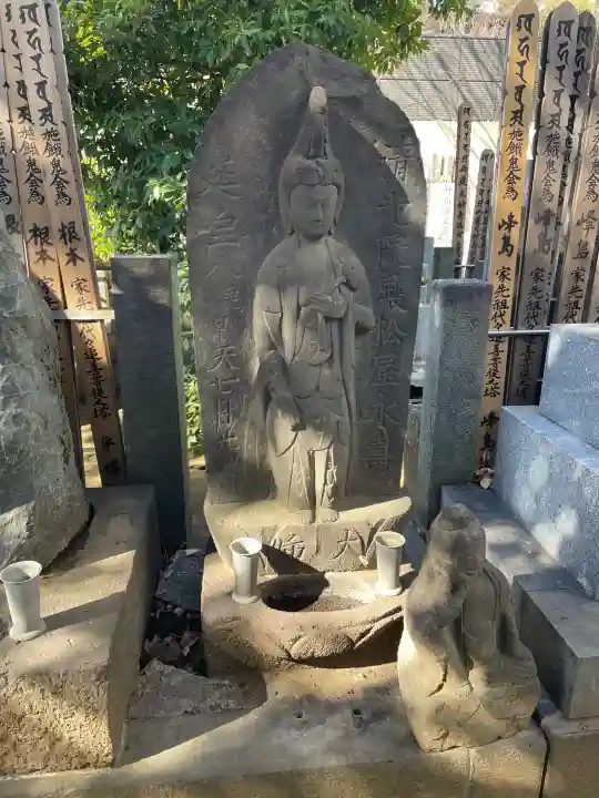 大泉寺の{uncategorized: "未分類", other: "その他", undefined: "問題あり", building: "その他建物", grave: "お墓", sacred_gate: "鳥居", guardian: "狛犬", statue: "像", buddha: "仏像", history: "歴史", nature: "自然", garden: "庭園", animal: "動物", pagoda: "塔", temizu: "手水舎", mountain_gate: "山門・神門", sanctuary: "本殿・本堂", subordinate: "末社・摂社", art: "芸術", scenery: "景色", jizo: "地蔵", ema: "絵馬", goshuin: "御朱印", omikuji: "おみくじ", items: "授与品その他", amulet: "お守り", goshuincho: "御朱印帳", eats: "食事", festival: "お祭り", votive_dance: "神楽", shichigosan: "七五三参", wedding: "結婚式", experience: "体験その他", initially: "初詣", around: "周辺", anti_infection: "感染症対策"}