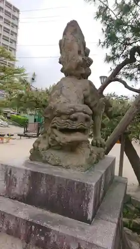 白山神社の狛犬