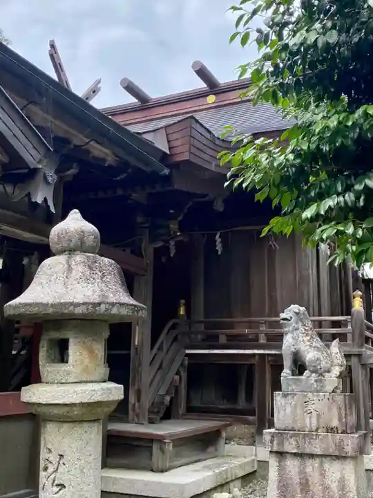 八木神社の本殿・本堂