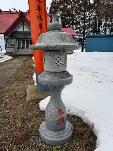 東開発稲荷神社の{uncategorized: "未分類", other: "その他", undefined: "問題あり", building: "その他建物", grave: "お墓", sacred_gate: "鳥居", guardian: "狛犬", statue: "像", buddha: "仏像", history: "歴史", nature: "自然", garden: "庭園", animal: "動物", pagoda: "塔", temizu: "手水舎", mountain_gate: "山門・神門", sanctuary: "本殿・本堂", subordinate: "末社・摂社", art: "芸術", scenery: "景色", jizo: "地蔵", ema: "絵馬", goshuin: "御朱印", omikuji: "おみくじ", items: "授与品その他", amulet: "お守り", goshuincho: "御朱印帳", eats: "食事", festival: "お祭り", votive_dance: "神楽", shichigosan: "七五三参", wedding: "結婚式", experience: "体験その他", initially: "初詣", around: "周辺", anti_infection: "感染症対策"}
