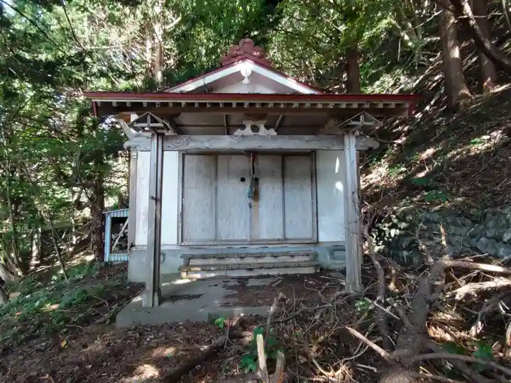 白鹿松神社(北海道)