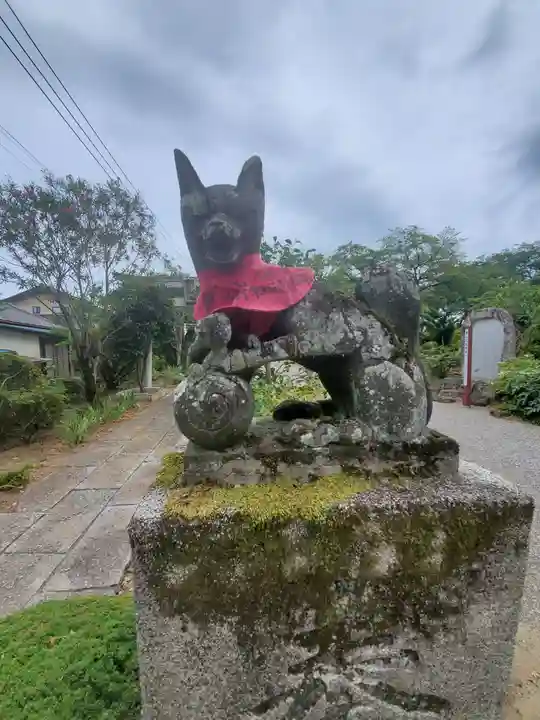 尾曳稲荷神社の狛犬