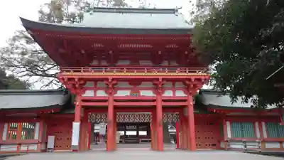 武蔵一宮氷川神社の山門・神門