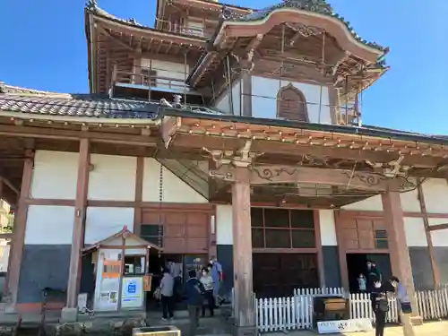 金鳳山 正法寺の本殿