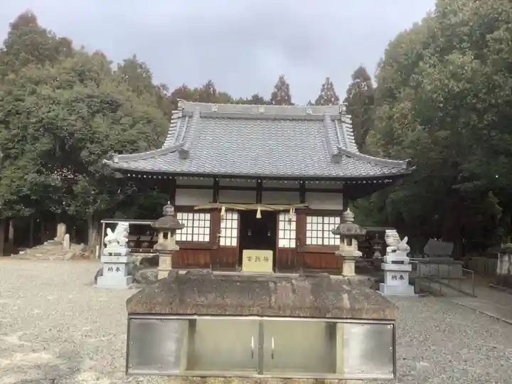 八幡社の本殿・本堂