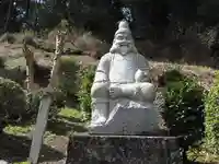 東蓮寺の像