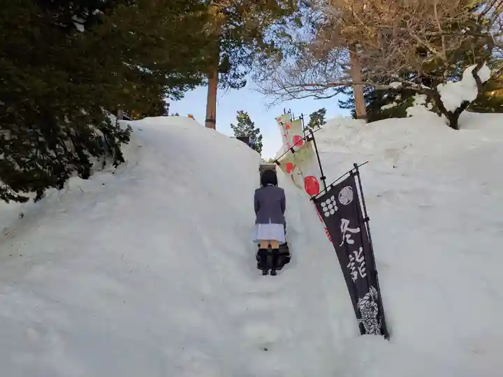 土津神社|こどもと出世の神さまの山門・神門