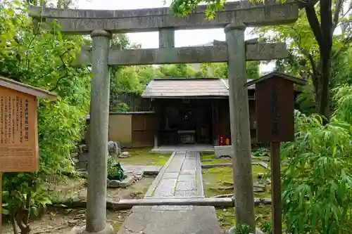 法観寺の鳥居