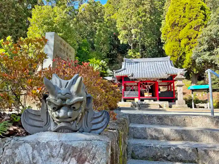 韓国宇豆峰神社の建物その他